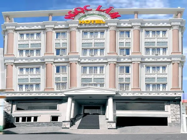 Khách Sạn Ngọc Lâm