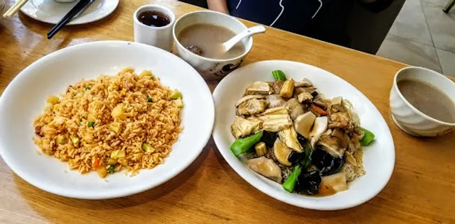 Po Lin Vegetarian Restaurant