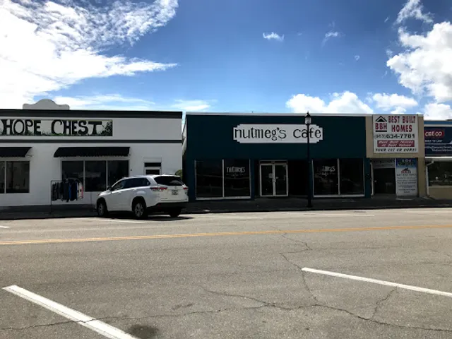 Nutmegs Cafe