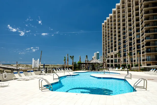 Phoenix All Suites West Hotel