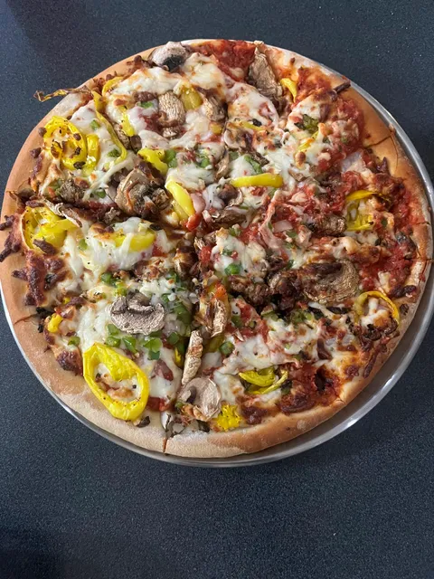 MOMMAS KITCHEN AND LOUNGE