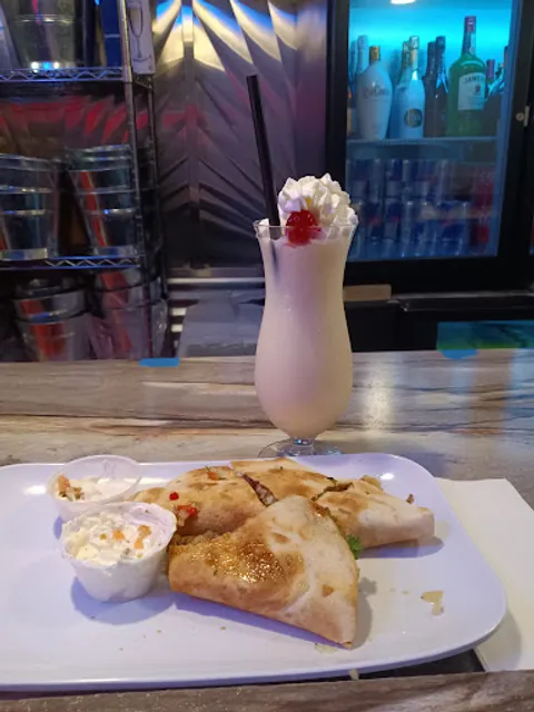 El Coqui Bar & Grill