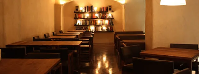 Bluce cafe bar Bruce