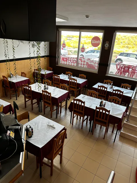 Restaurante Churrasqueira e Pastelaria Central do Chinicato