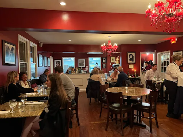 Macaluso's Restaurant