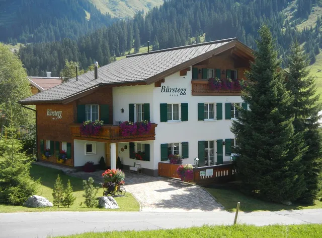 Das Bürstegg, Frühstückpension