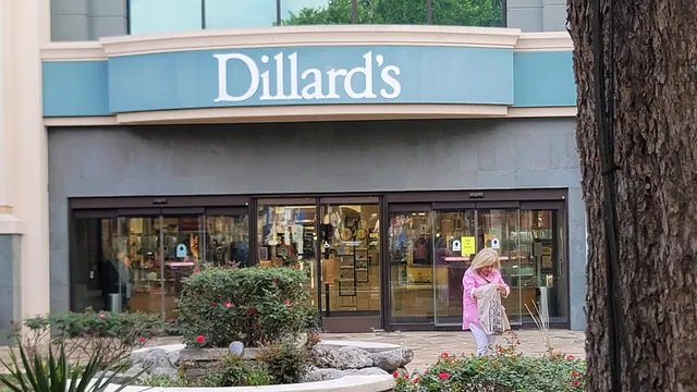 Dillard's