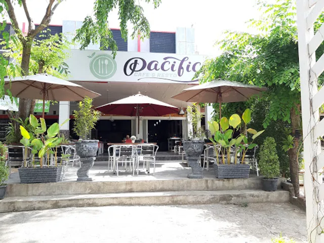 Pacific Cafe & Resto