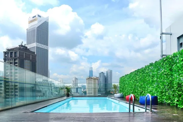 Pacific Express Hotel Central Market