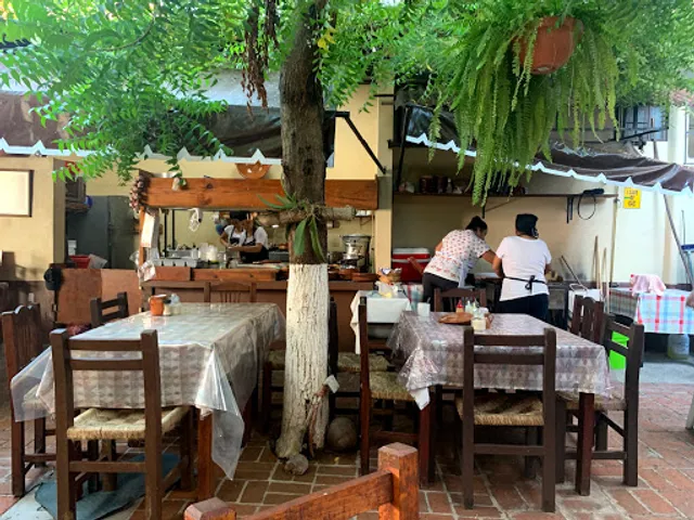 Birriería Robles "El Lic"