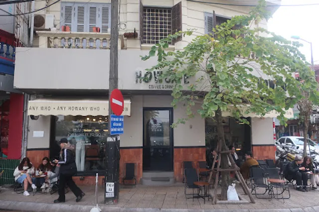 HOW café