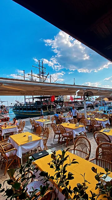 İSKELE RESTAURANT MARİNA