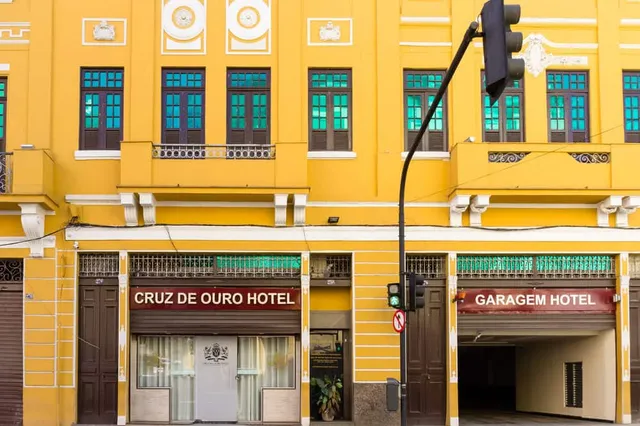 Hotel cruz de ouro