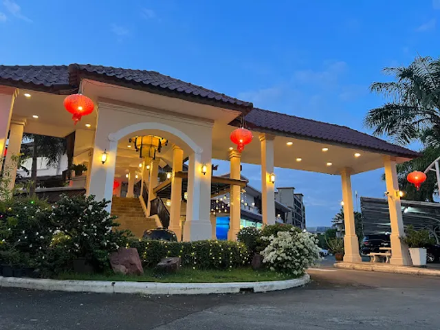 โฮคิทเช่น ซีฟู้ด เหม่งจ๋าย​ HO Kitchen Restaurant