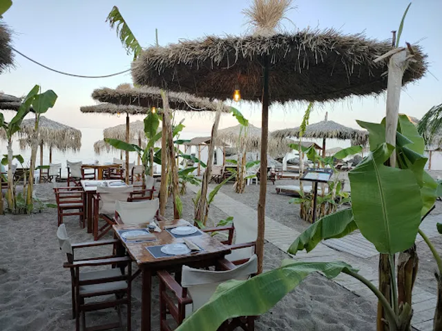 PIROFANI FISH TAVERNA