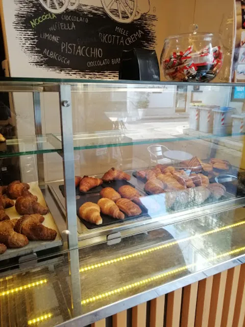 Street Bar Cornetteria