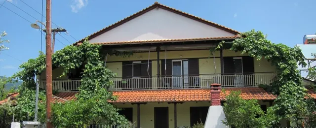 VILA ASPROVALTA Вила Аспровалта