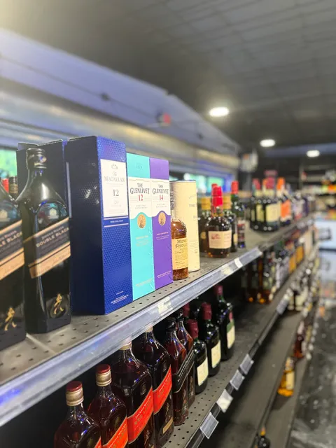 Bottoms Up - Liquor, Vape & Cigar