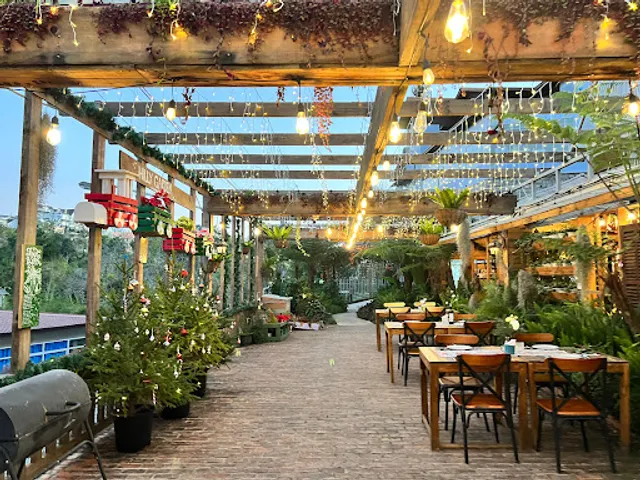 Hilly Garden Đà Lạt