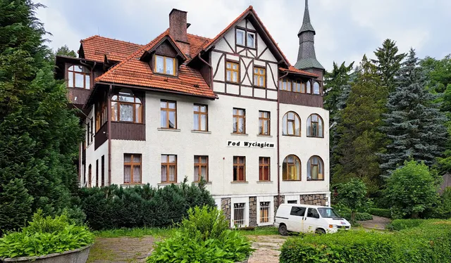 Dom Wypoczynkowy POD WYCIĄGIEM