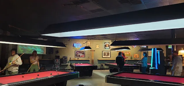 Champions Bars at Plaza West