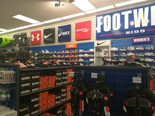 Big 5 Sporting Goods