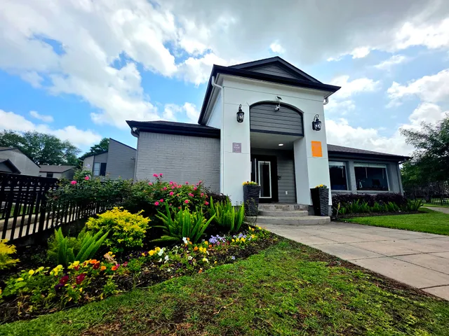 Skylar Pointe Apartments