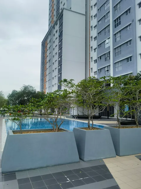 Alanis Suite Homestay by Destry