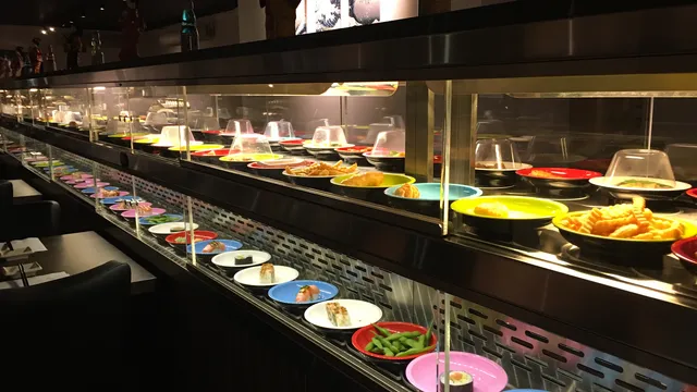 Yummi Running Sushi & Wok