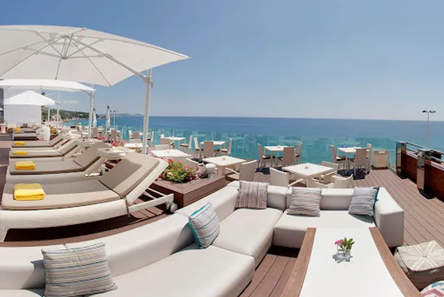 Cosmo Beach Restaurant