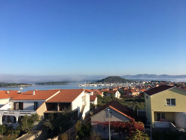 Apartmani Marti Murter