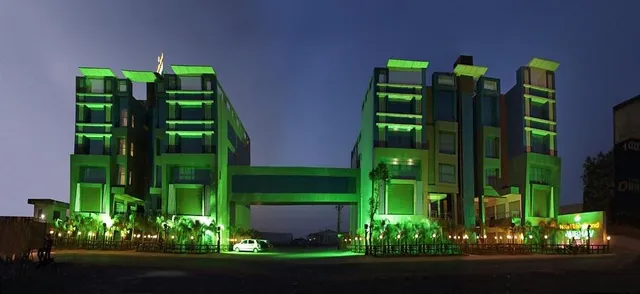 Hotel The Grand Vaibhav / 9979844633