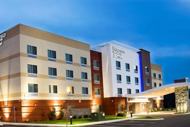 Fairfield by Marriott Inn & Suites Dickson