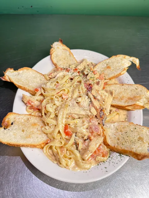 Mando's Italian Pizza