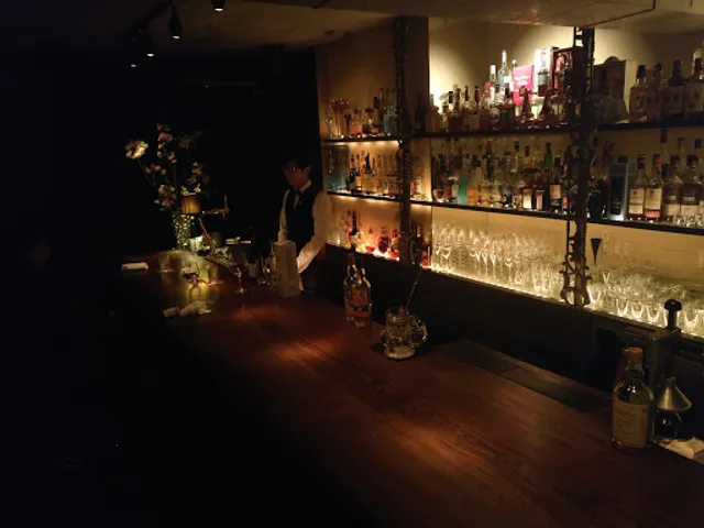 bAR 伊藤