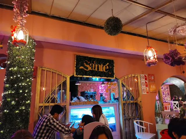 Santé Restaurante y Cafetería