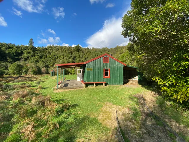 Ōtaki Forks Campsite
