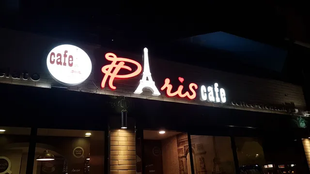 Paris Café