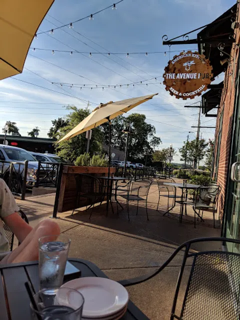 Avenue Pub - Downtown Tuscaloosa