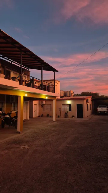 Portal De La Cordillera