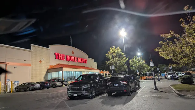 Center City Shopping Center