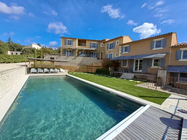 The Grenadiers of Saint Sat