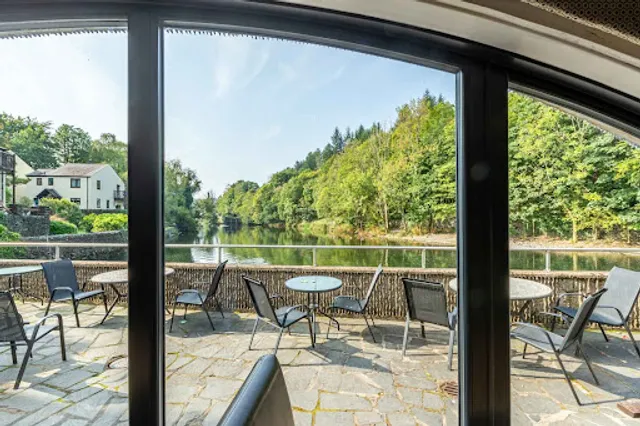 The Dolly Blue Bar & Restaurant