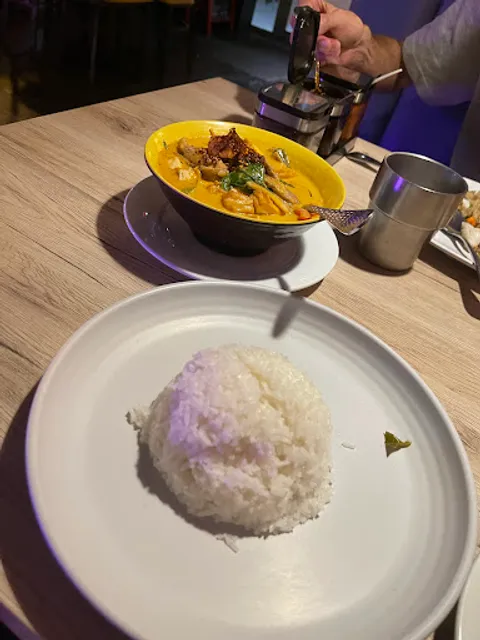 Yummy Yummy Chinese Restaurant