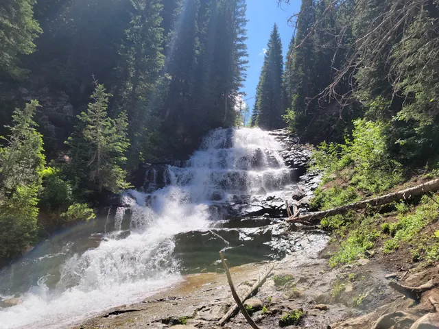 Gloria Falls Trailhead