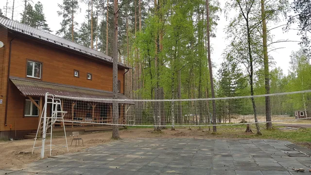 Cottages Near Zhuravlyovskoye