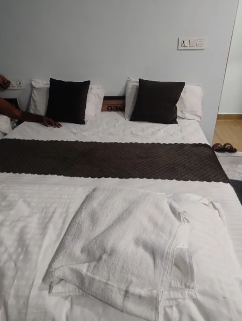 OYO SG TRINETRA RESIDENCY