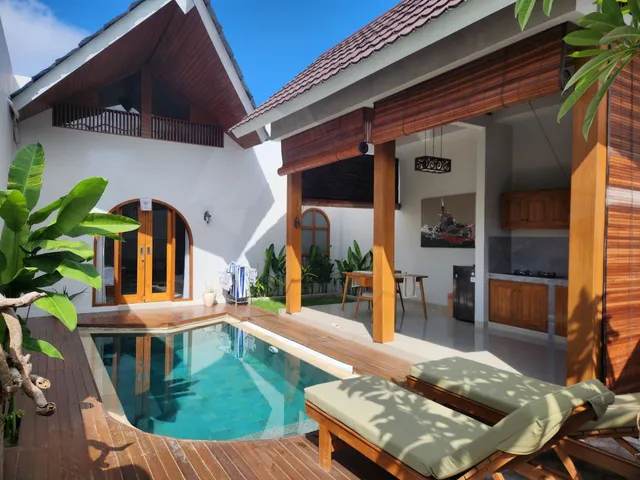 ARTHAS Private Pool Villas