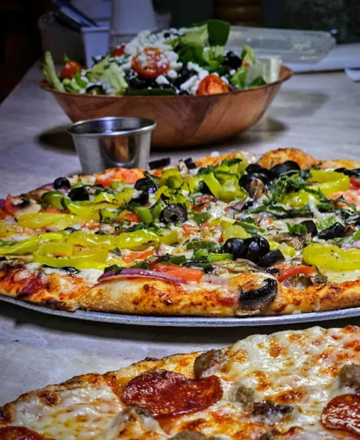 GEPPETTOS PIZZERIA & BISTRO