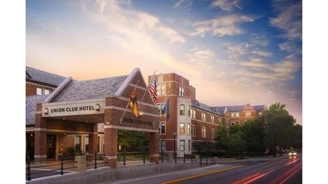 The Union Club Hotel at Purdue University, Autograph Collection